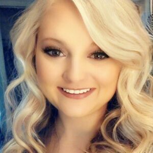 Meet your Posher, Brooke